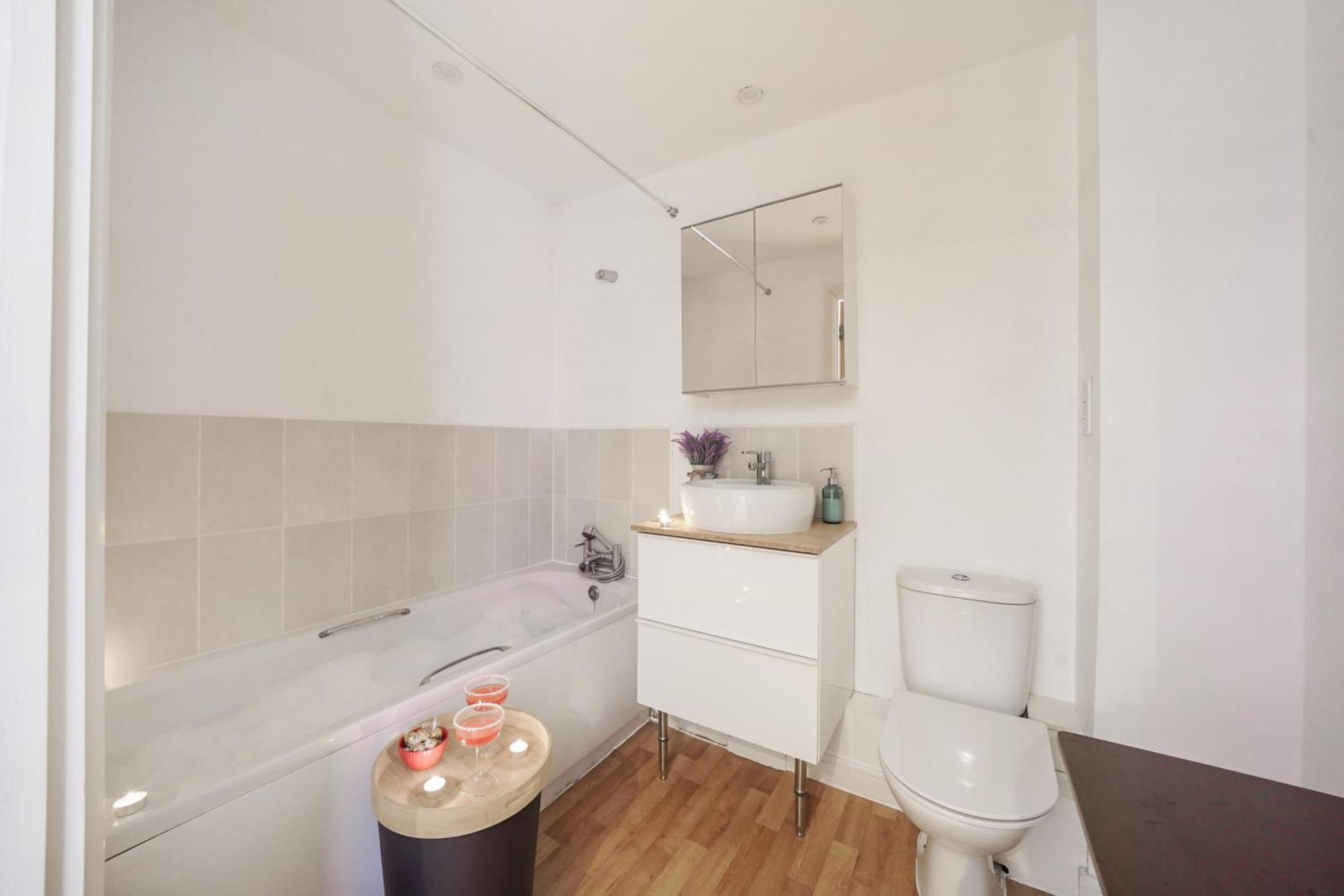 City Riverside - 2 Bedroom & Free Parking Barking  Exterior foto